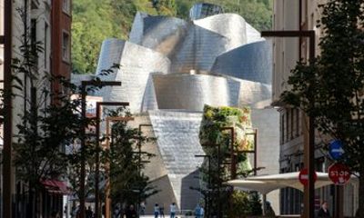 Bilbao Private Tour with Guggenheim Museum from San Sebastián