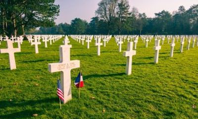 Normandy D Day Beaches Private Tour from Deauville
