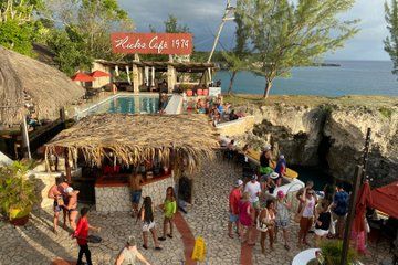 Day tour to Negril Ricks Cafe