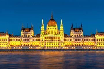 Two Capitals Day Tour Budapest and Bratislava from Vienna