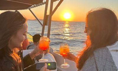 Luxury Sunset Cruise with Aperol Spritz from Trogir and Split