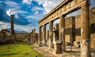 Sorrento, Pompeii & Mount Vesuvius Private Driver-Guided Tour