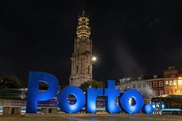 Porto: Clerigos Tower & Museum Ticket with an Audio City Walk