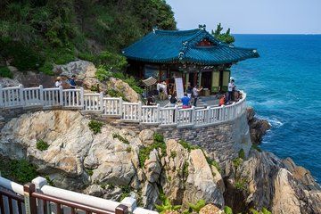 Private Mt Seoraksan Naksansa and East Sea Tour from Seoul