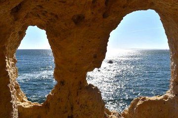 Benagil Boat and Cliffside Photo Walking Tour with Transfer