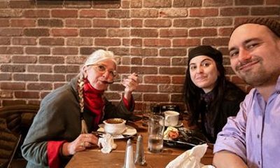 Okayama Area: Custom Food Hopping Tour with Local Guide