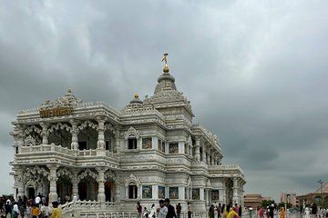 Day Trip to Explore Barsana and Vrindavan Like a Local