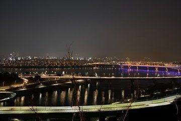 Shared Guided Night Drive Tour to Seoul