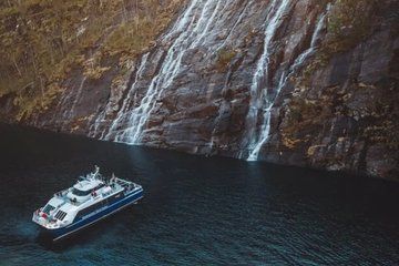 Bergen Fjord Cruise to Mostraumen Guided City Walk