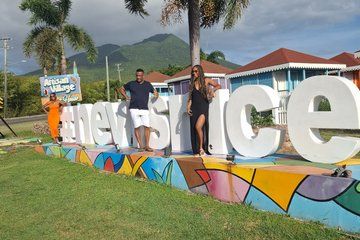 Charlestown Heritage Panoramic Tour and Explore Historic Sites