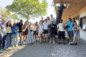 Discovering San Salvador with a young Salvadoran