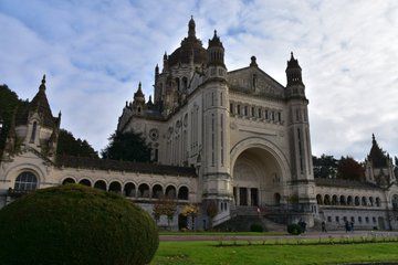 Lisieux Pilgrimage Private Tour from Caen