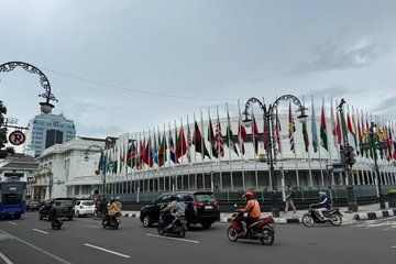 Jakarta Bandung 4 Days 3 Nights by Speed Train