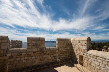 Fort Boyard 5-Hour Sailing – Private Shore Tour