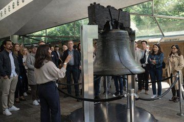 Private Tour from NYC to Philadelphia History and Cheesesteak
