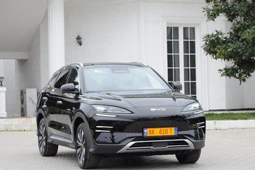 Private Transfer from Tirana Airport to Durres in Comfort