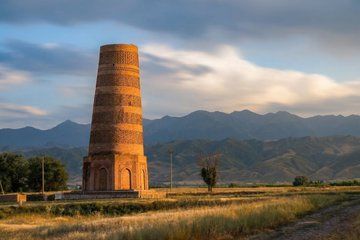 4 Day Adventure to Song Kul and Kel Suu Lakes