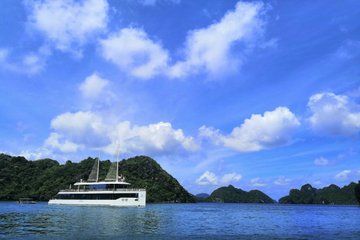 Ha Long Bay Luxury Day Cruise Jade Sail Tour to Lan Ha Bay