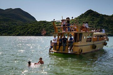 Half Day Skadar Lake Boat Tour with Wine Tasting