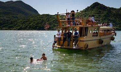 Half Day Skadar Lake Boat Tour with Wine Tasting