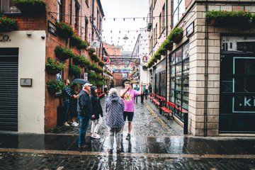Hidden Belfast Walking Tour With Local