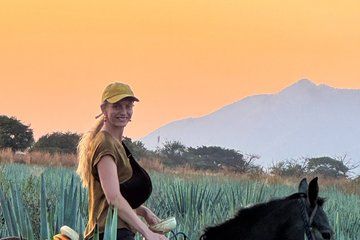Campos de Agaves riding in Tequla