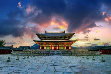 Full Day Customizable and Private Guided Tour in Seoul