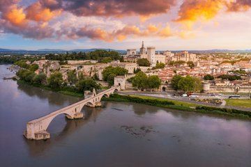 Private Tour: Avignon & Papal Heritage from Arles