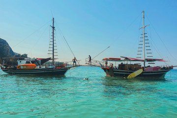 Kefalonia Boat Adventure Swimming and Traditional Greek Lunch