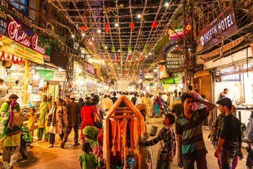 Delhi: Private Half-Day Shopping Tour with Male/Female Guide