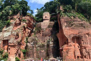 Private Day Tour To Leshan Giant Buddha
