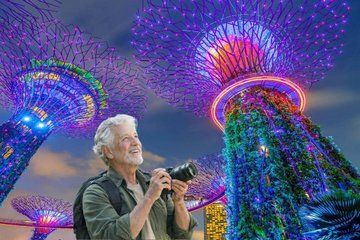 40 Minute Singapore River Cruise and 2 Light Shows Guided Tour