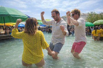 Cholon and Rosario Hip Hop Party Boat with Lunch, Adults Only