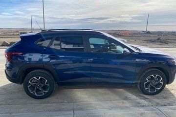 Round trip transfer between Calgary Airport and Lake Louise