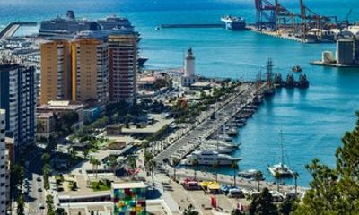 Malaga Private Daytrip From Granada