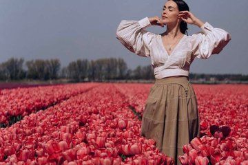Tulip Fields Photoshoot Experience