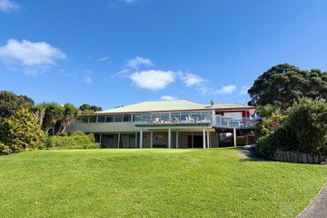 Experience of Golf Day Tour with Hot Spring