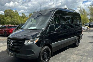 Vancouver Airport YVR Private Transfer to Downtown