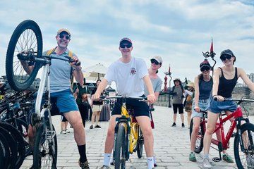 Private Xi'an Tour City Wall, Pagoda and Muslim Quarter