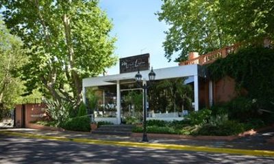 Full Day Tigre Tour with Delta Navigation and Lunch