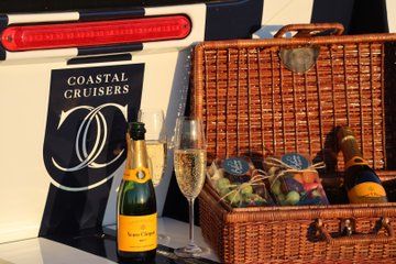 Coastal Cruisers Golden Hour Experience in Newport