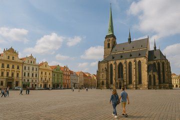 Prague Daytrip Pilsner Urquell Brewery Tour and Old Town Walk