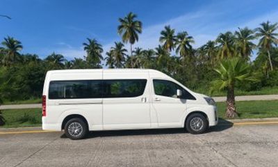Private Transportation From Zihuatanejo to Lazaro Cardenas