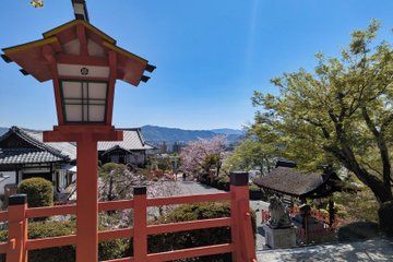 Kyoto Nishijin Afternoon Walk: Culture, Shrine Views & Local Eats