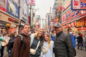 Explore Osaka Flavors and Landmarks