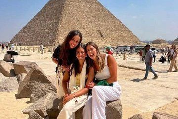 Half Day Giza Pyramids Tour with Guide Entry Tickets Lunch