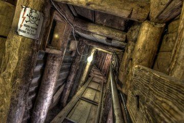 Sarajevo Siege War Tour | Tunnel, Bobsled Track & Jewish Cemetery