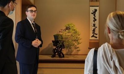 Omiya Bonsai Museum and Village Guided Tour Near Tokyo
