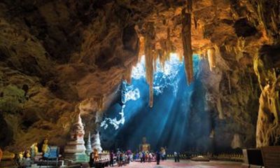 Hua Hin Tham Khao Luang and Phra Nakhon Khiri Private Tour