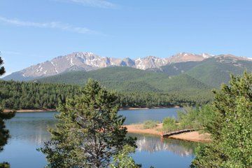 Pikes Peak and Garden of the Gods Colorado Jeep Tour